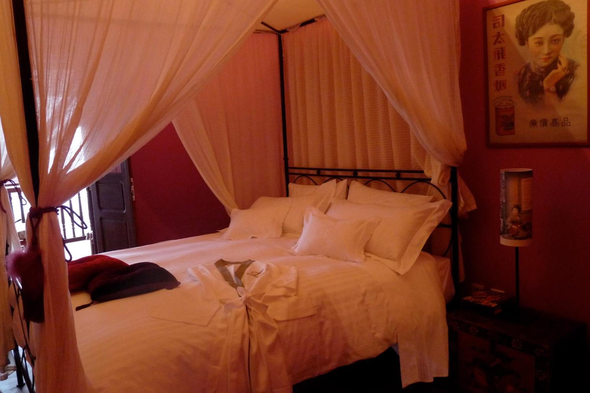Lokanga Boutique Hotel أنتاناناريفو الغرفة الصورة